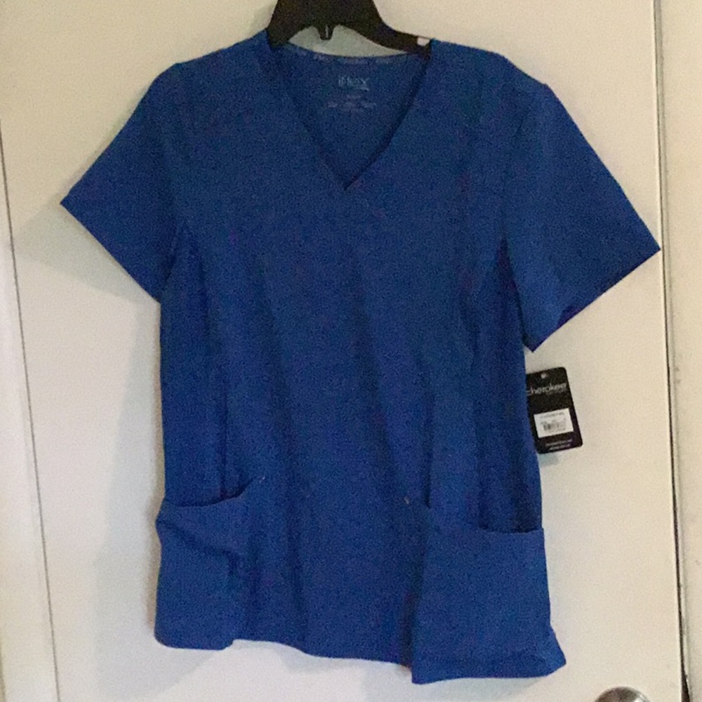 Scrub top